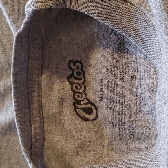 💚Men's Flaming Hot Cheetos t-shirt - Picture 3 of 4